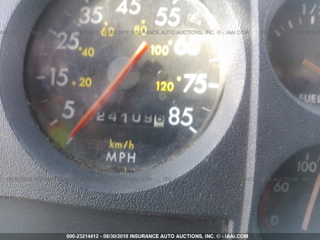 1FVXTWEB5YHG76418 - 2000 FREIGHTLINER MEDIUM CONVENTIONAL FL112 Unknown photo 6