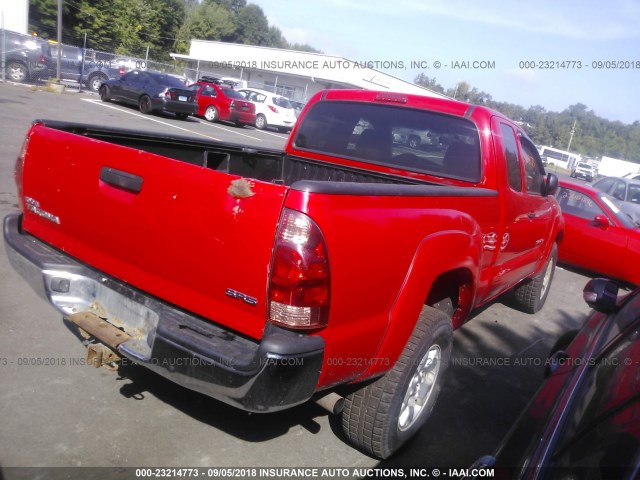 5TEUX42N87Z392524 - 2007 TOYOTA TACOMA RED photo 4