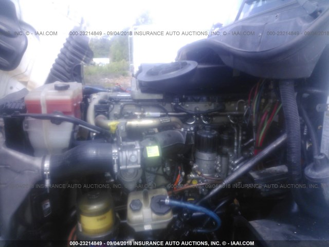 1FUJGLDV6CSBK4172 - 2012 FREIGHTLINER CASCADIA 125  WHITE photo 9