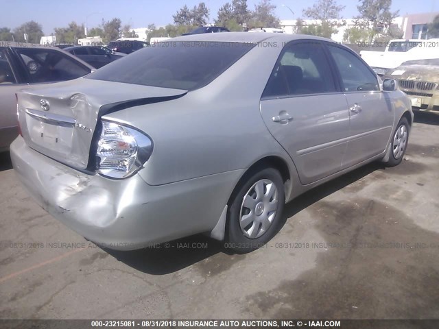 4T1BE32K34U842321 - 2004 TOYOTA CAMRY LE/XLE/SE SILVER photo 4