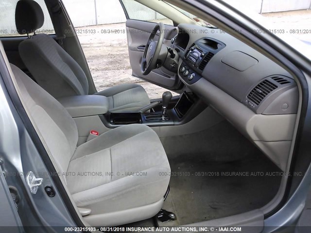 4T1BE32K85U510487 - 2005 TOYOTA CAMRY LE/XLE/SE 绿色 照片 5