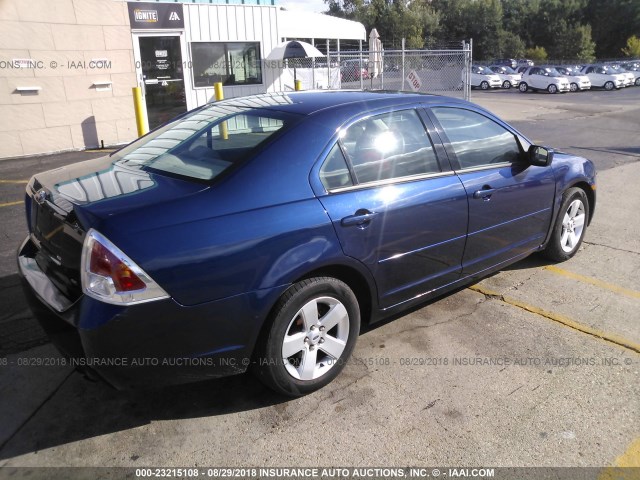 3FAFP07Z36R193902 - 2006 FORD FUSION SE BLUE photo 4