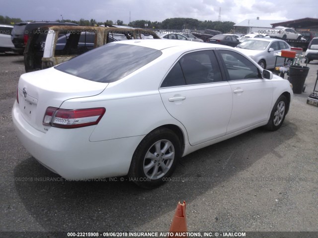 4T4BF3EK0BR167989 - 2011 TOYOTA CAMRY SE/LE/XLE 白色 照片 4