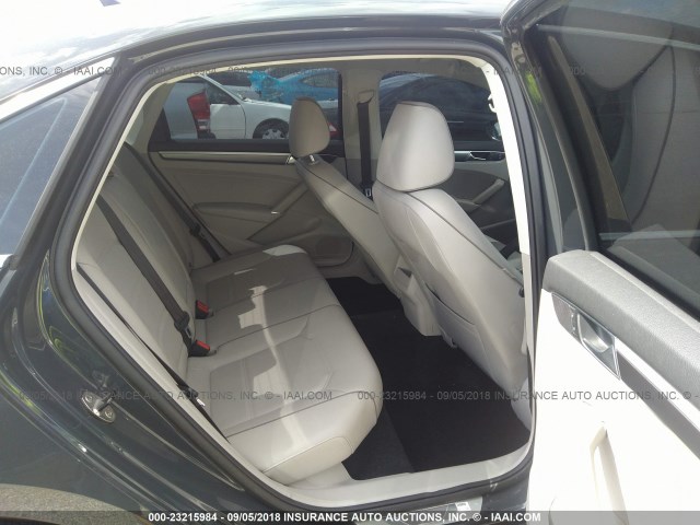 1VWDT7A39HC083736 - 2017 VOLKSWAGEN PASSAT R-LINE Boz foto 8