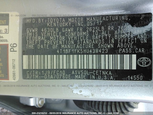 4T1BF1FK5HU438423 - 2017 TOYOTA CAMRY LE/XLE/SE/XSE SILVER photo 9