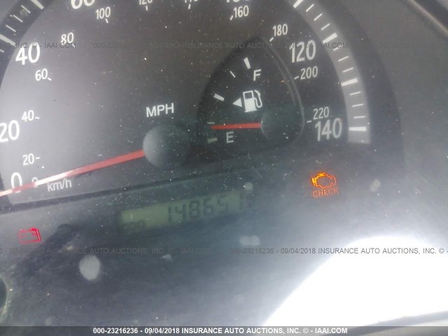 JTDBE32KX20105416 - 2002 TOYOTA CAMRY LE/XLE/SE 银色 照片 7