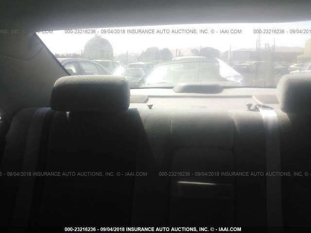 JTDBE32KX20105416 - 2002 TOYOTA CAMRY LE/XLE/SE 银色 照片 8