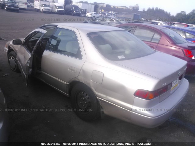 4T1BG28K7XU912418 - 1999 TOYOTA CAMRY CE/LE/XLE 金色 照片 3