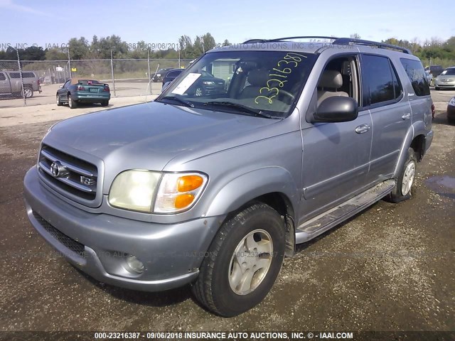 5TDBT48AX2S087121 - 2002 TOYOTA SEQUOIA LIMITED SILVER photo 2