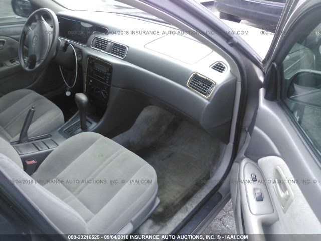 4T1BG22K41U119531 - 2001 TOYOTA CAMRY CE/LE/XLE 灰色 照片 5
