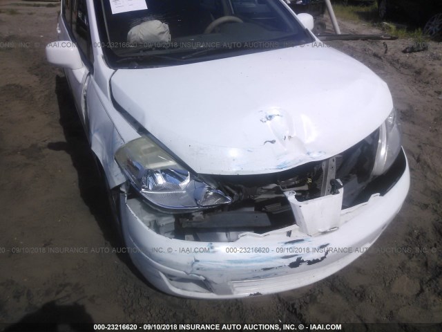 3N1BC13E47L358439 - 2007 NISSAN VERSA S/SL WHITE photo 6