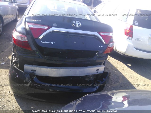 4T4BF1FKXFR457391 - 2015 TOYOTA CAMRY LE/XLE/SE/XSE 黑色 照片 6