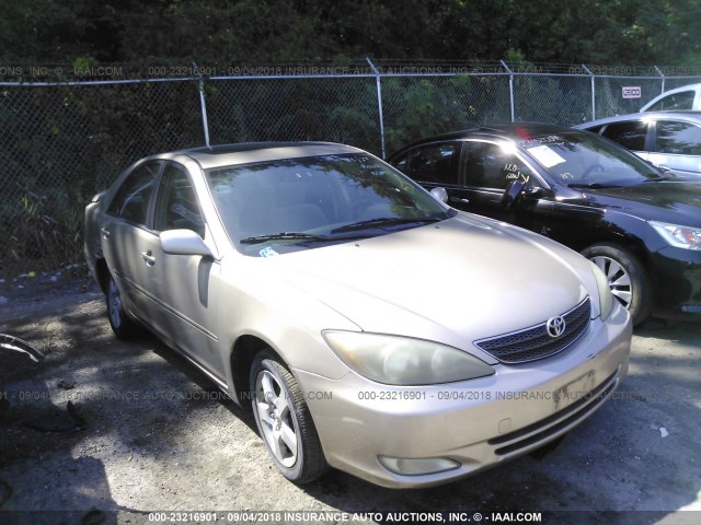 JTDBF32K120082122 - 2002 TOYOTA CAMRY LE/XLE/SE Алтын фото 1