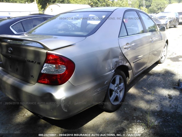 JTDBF32K120082122 - 2002 TOYOTA CAMRY LE/XLE/SE Алтын фото 6