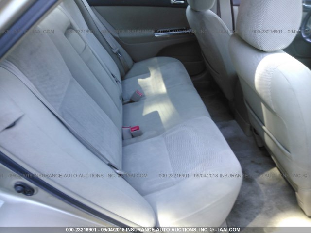 JTDBF32K120082122 - 2002 TOYOTA CAMRY LE/XLE/SE Алтын фото 8