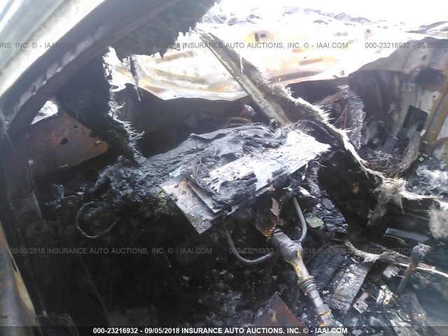 1LNHM97V61Y654318 - 2001 LINCOLN CONTINENTAL  棕色 照片 7