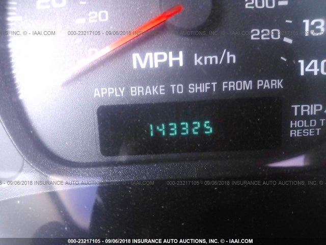 2G1WX15K229264702 - 2002 CHEVROLET MONTE CARLO SS 白色 照片 7