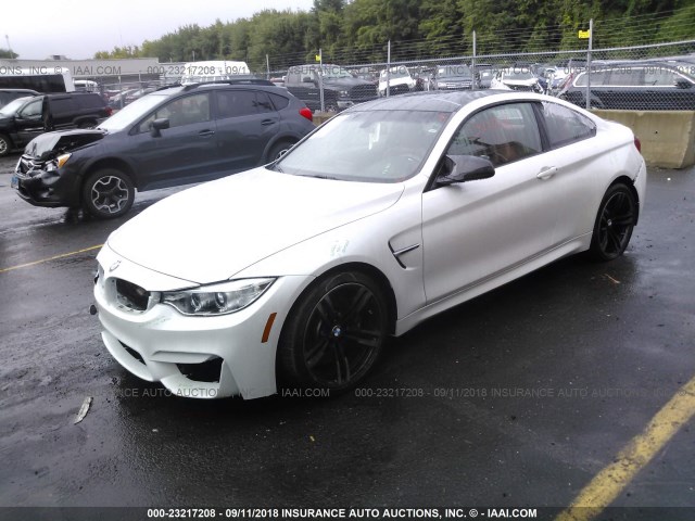WBS3R9C56HK710026 - 2017 BMW M4 WHITE photo 2
