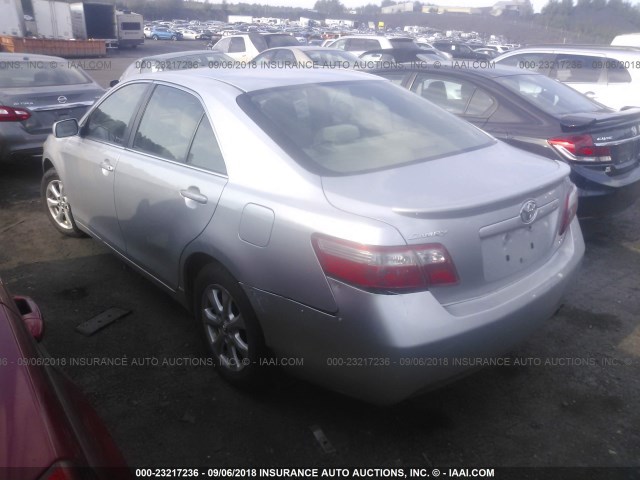 JTNBE46K973019984 - 2007 TOYOTA CAMRY NEW GENERAT CE/LE/XLE/SE SILVER photo 3