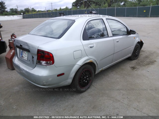 KL1TD52664B234337 - 2004 CHEVROLET AVEO SILVER photo 4