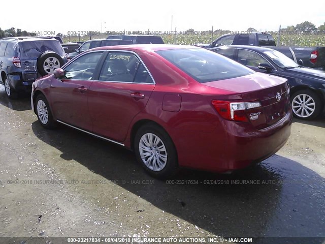 4T4BF1FK2ER371684 - 2014 TOYOTA CAMRY L/SE/LE/XLE 红色 照片 3