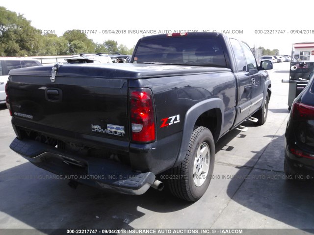 1GCEK19T35E208046 - 2005 CHEVROLET SILVERADO K1500 BLACK photo 4