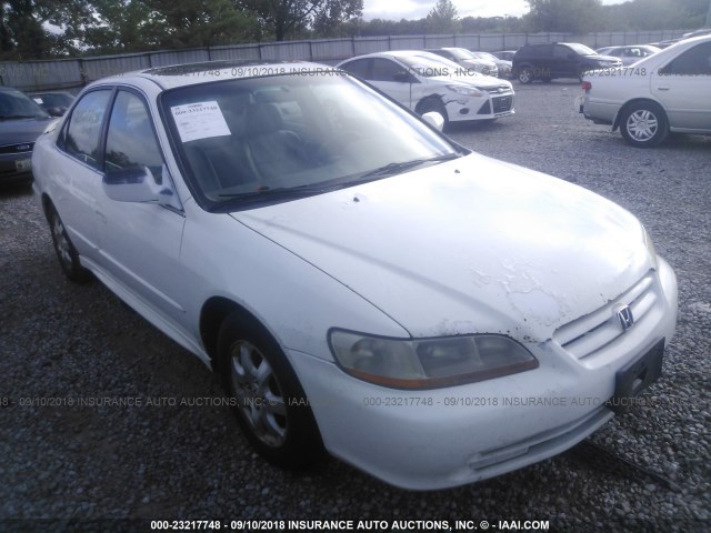 1HGCG566X1A112285 - 2001 HONDA ACCORD EX WHITE photo 1