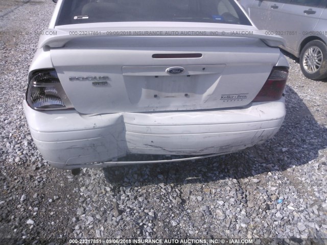 1FAHP34N77W128822 - 2007 FORD FOCUS ZX4/S/SE/SES 白色 照片 6