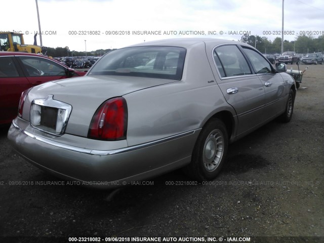 1LNHM81W1YY846042 - 2000 LINCOLN TOWN CAR EXECUTIVE BEIGE photo 4