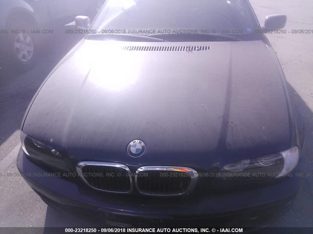WBABS33422PG83008 - 2002 BMW 325 CI BLUE photo 6