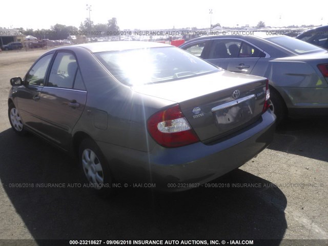 4T1BE32K84U862273 - 2004 TOYOTA CAMRY LE/XLE/SE Күміс фото 3