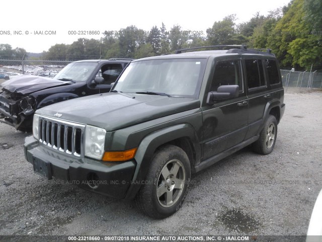 1J8HG48K97C527385 - 2007 JEEP COMMANDER GREEN photo 2