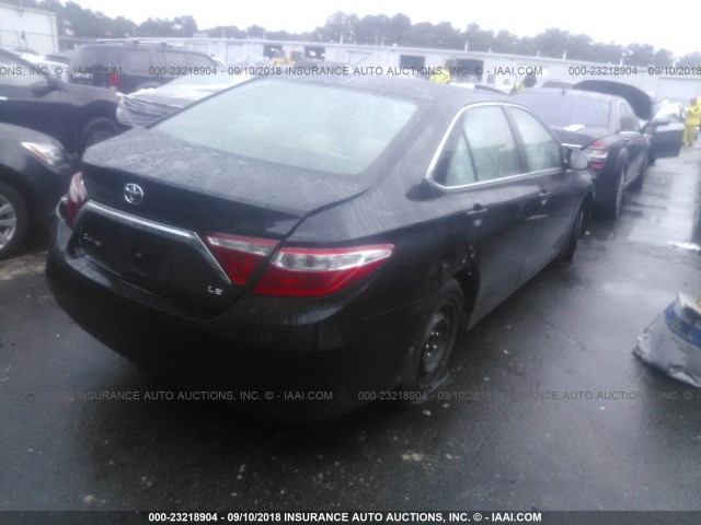 4T4BF1FK3FR468488 - 2015 TOYOTA CAMRY LE/XLE/SE/XSE 黑色 照片 4