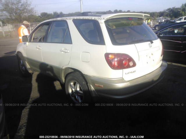 JT6HF10UXY0095650 - 2000 LEXUS RX 300 WHITE photo 3