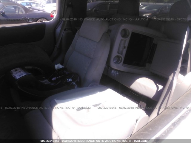 1GMDV33LX5D182053 - 2005 PONTIAC MONTANA SV6 WHITE photo 8