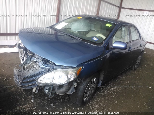 5YFBU4EE2DP216162 - 2013 TOYOTA COROLLA S/LE ლურჯი ფოტო 2