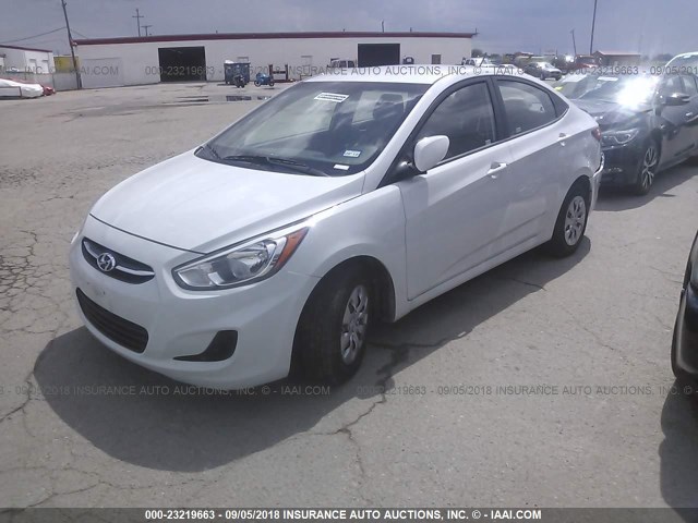 KMHCT4AE3HU368985 - 2017 HYUNDAI ACCENT SE WHITE photo 2