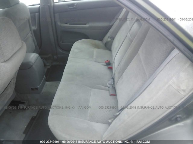 4T1BE32K24U915422 - 2004 TOYOTA CAMRY LE/XLE/SE 银色 照片 8