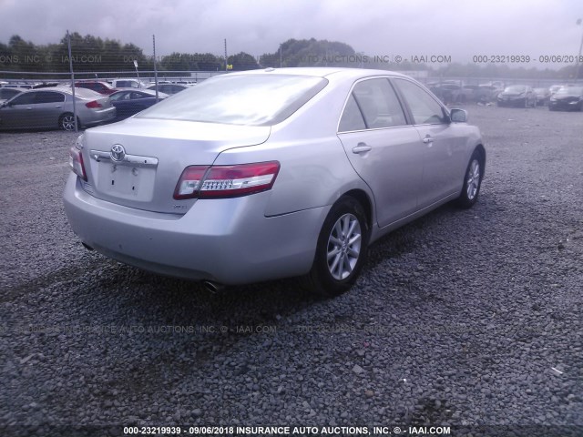 4T1BK3EK6BU625315 - 2011 TOYOTA CAMRY SE/LE/XLE SILVER photo 4