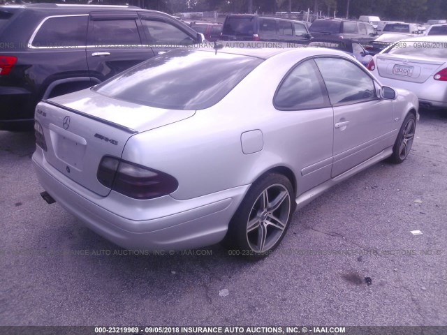 WDBLJ74G01F184301 - 2001 MERCEDES-BENZ CLK 55 AMG SILVER photo 4