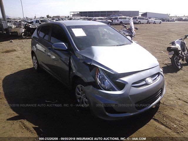 KMHCT5AE4HU354082 - 2017 HYUNDAI ACCENT SE SILVER photo 1