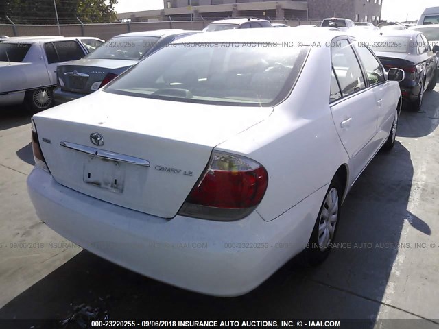 4T1BE32K25U571124 - 2005 TOYOTA CAMRY LE/XLE/SE 白色 照片 4