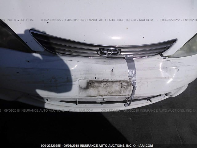 4T1BE32K25U571124 - 2005 TOYOTA CAMRY LE/XLE/SE 白色 照片 6
