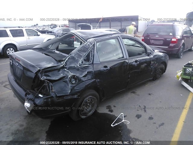 1FAHP34N97W353758 - 2007 FORD FOCUS ZX4/S/SE/SES 黑色 照片 4