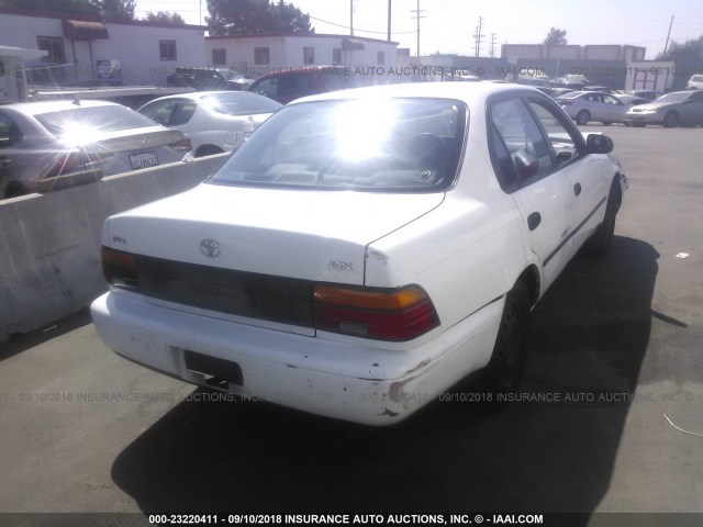 1NXAE09E0PZ060265 - 1993 TOYOTA COROLLA LE/DX WHITE photo 4