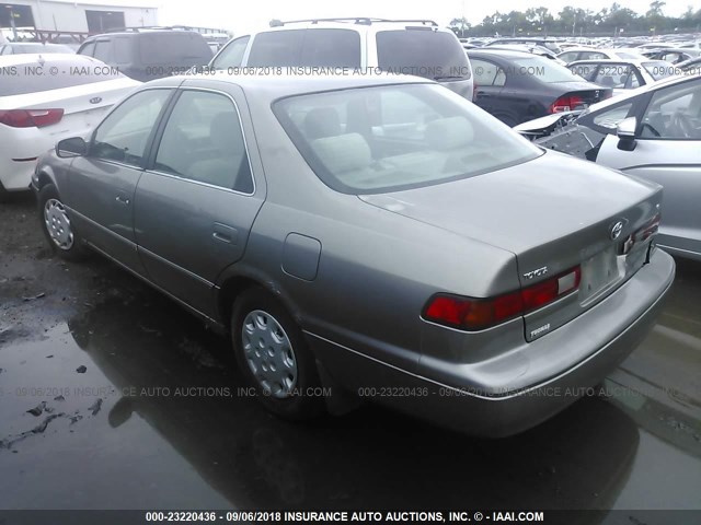 4T1BG22K5VU061905 - 1997 TOYOTA CAMRY CE/LE/XLE 米色 照片 3