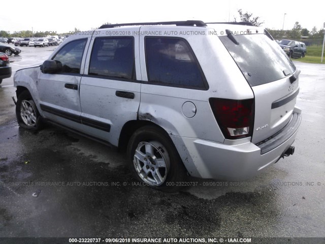 1J4HR48N55C509632 - 2005 JEEP GRAND CHEROKEE LAREDO/COLUMBIA/FREEDOM 银色 照片 3