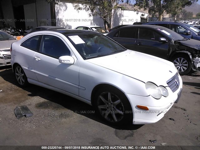 WDBRN40J04A588991 - 2004 MERCEDES-BENZ C 230K SPORT COUPE WHITE photo 1