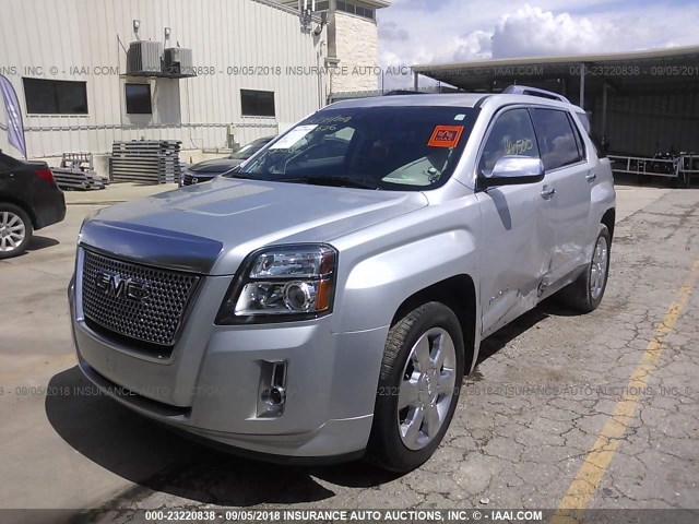 2GKFLZE37F6420500 - 2015 GMC TERRAIN DENALI SILVER photo 2