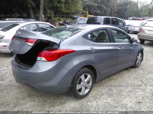 5NPDH4AE0DH382437 - 2013 HYUNDAI ELANTRA GLS/LIMITED GRAY photo 4